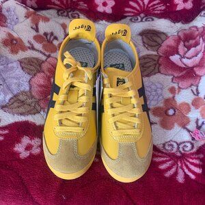 Onitsuka Tiger Mexico 66 Yellow And Black Sports Casual Shoes